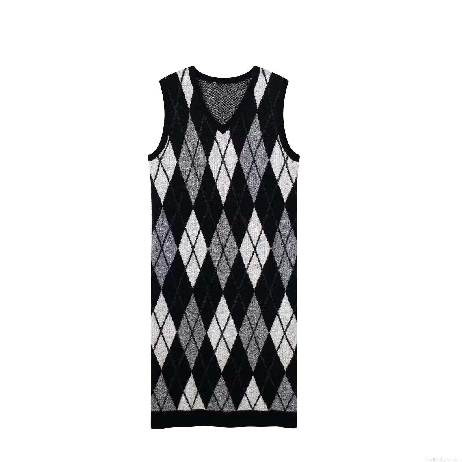 Women Argyle Knitted Midi Dress V Neck Sleeveless Polyester Blend Casual Preppy Style Straight Vest Dress For Autumn Winter Women Argyle Knitted Midi Dress V Neck Sleeveless Polyester Blend Casual Preppy Style Straight Vest Dress For Autumn Winter