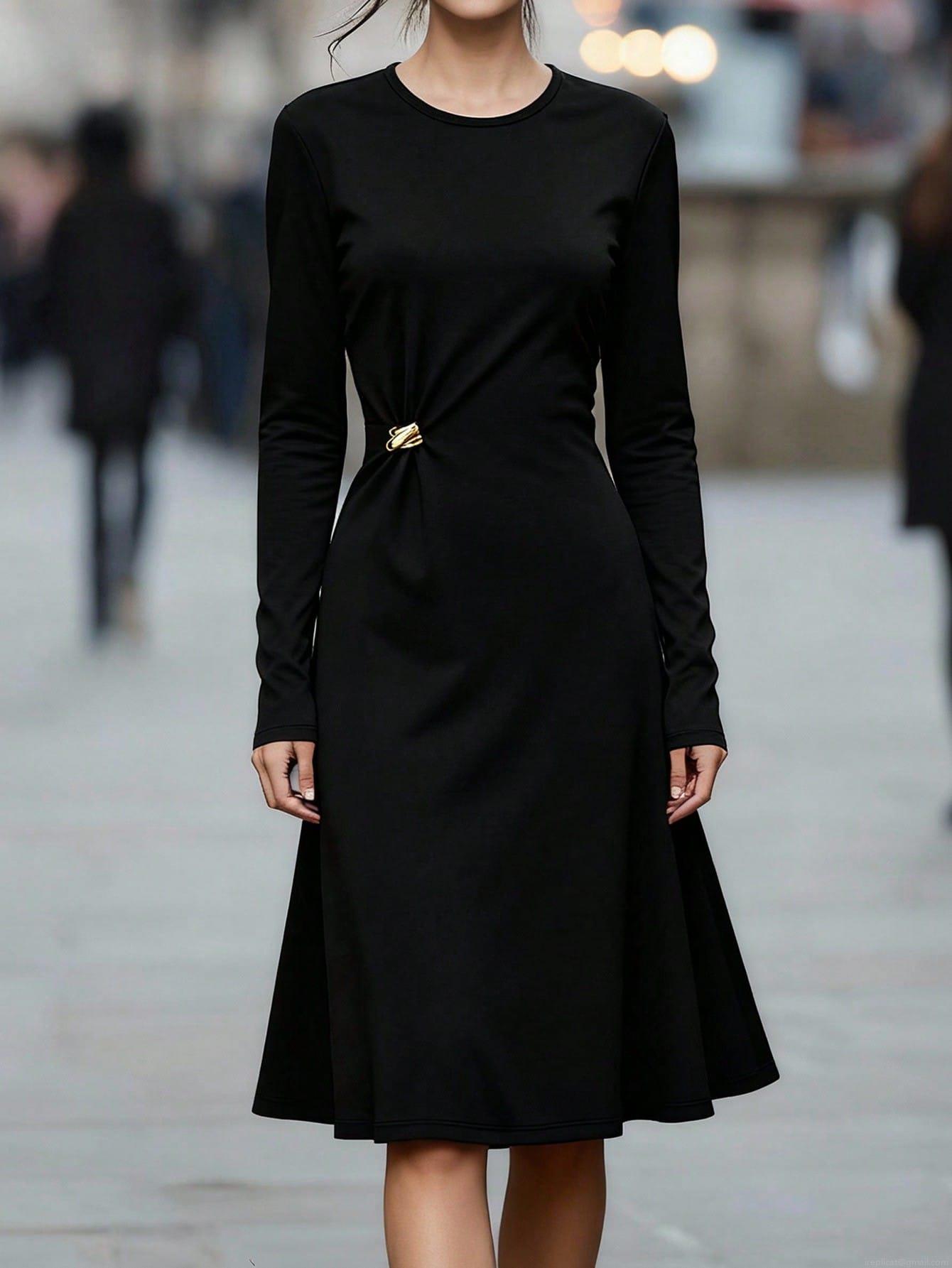 Women's Minimalist Black Long Sleeve Bodycon Midi Dress with Gold Metal Buckle Elegant Slim Fit Autumn Winter Polyester Dress for Office Dating Lady Women's Minimalist Black Long Sleeve Bodycon Midi Dress with Gold Metal Buckle Elegant Slim Fit Autumn Winter Polyester Dress for Office Dating Lady