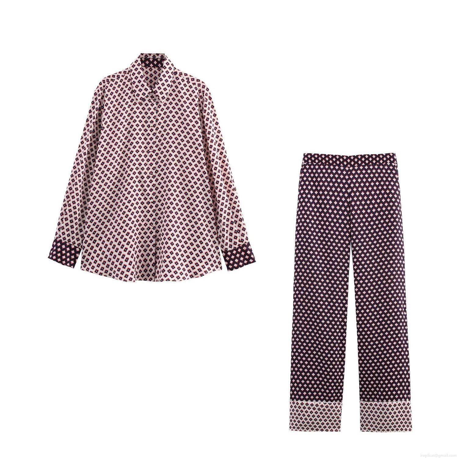 Women's 2 Piece Geometric Print Satin Set Vintage Long Sleeve Lapel Button Up Shirt And High Waist Straight Leg Pants Casual Elegant Office Streetwear Outfit Women's 2 Piece Geometric Print Satin Set Vintage Long Sleeve Lapel Button Up Shirt And High Waist Straight Leg Pants Casual Elegant Office Streetwear Outfit