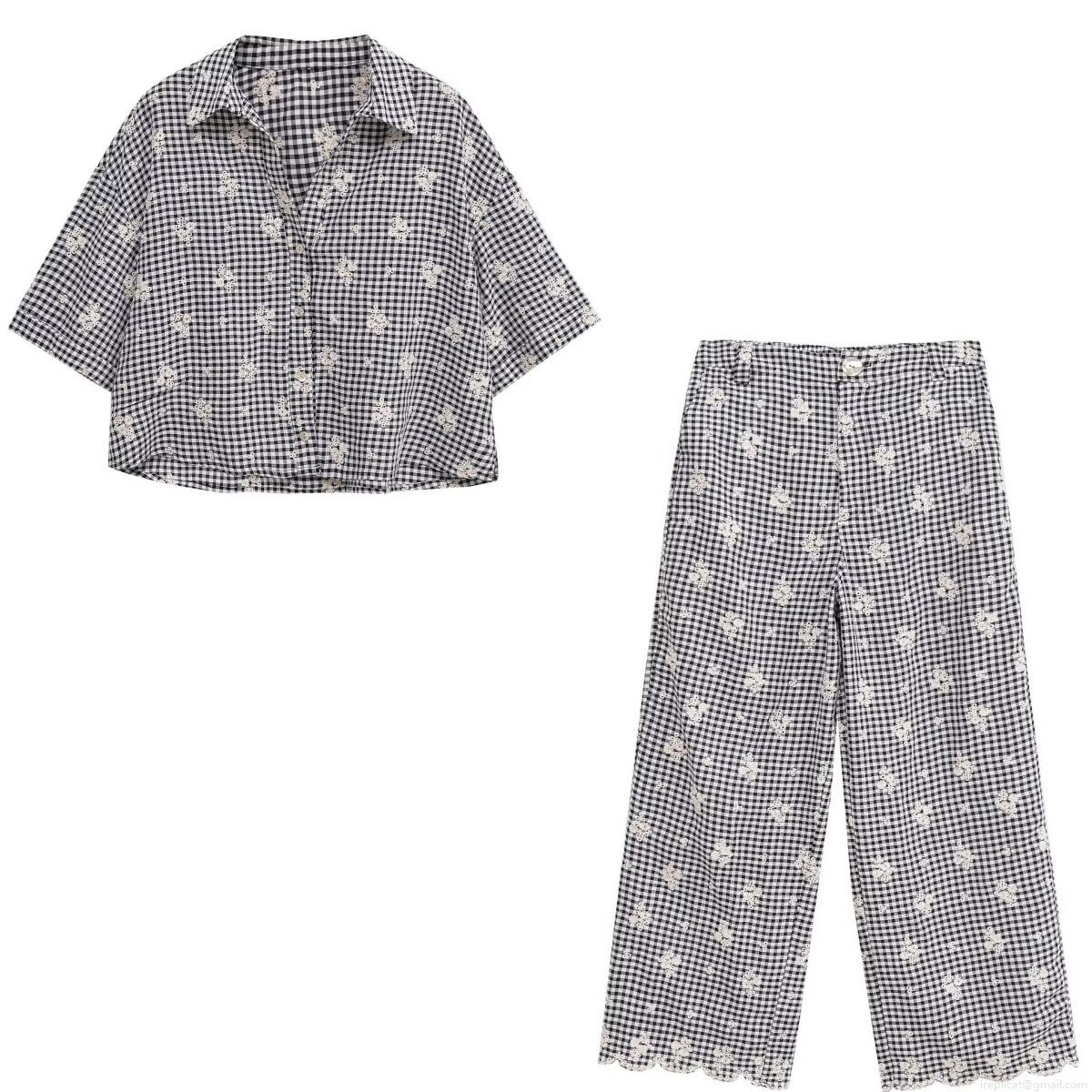 Women's Black and White Gingham 2-Piece Set Casual Shirt and Pants With White Floral Embroidery Scalloped Hem Short Sleeve Button Up Top And High Waist Wide Leg Trousers For Streetwear Summer Women's Black and White Gingham 2-Piece Set Casual Shirt and Pants With White Floral Embroidery Scalloped Hem Short Sleeve Button Up Top And High Waist Wide Leg Trousers For Streetwear Summer