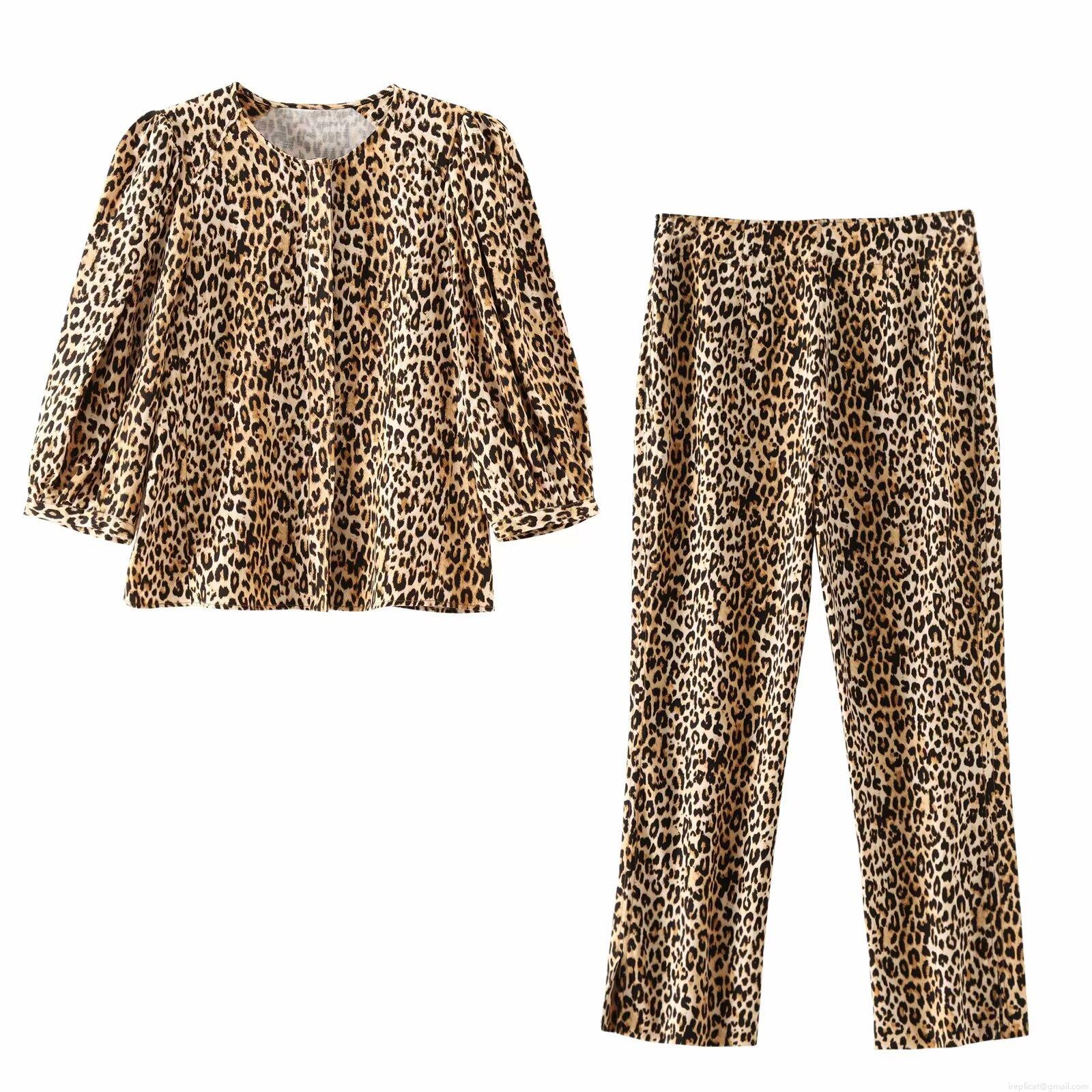 Women\'s Leopard Print Two Piece Set Casual Long Sleeve Shirt and Straight Leg Pants Polyester Woven Lounge Outfits for Daily Streetwear Fashion Women\'s Leopard Print Two Piece Set Casual Long Sleeve Shirt and Straight Leg Pants Polyester Woven Lounge Outfits for Daily Streetwear Fashion