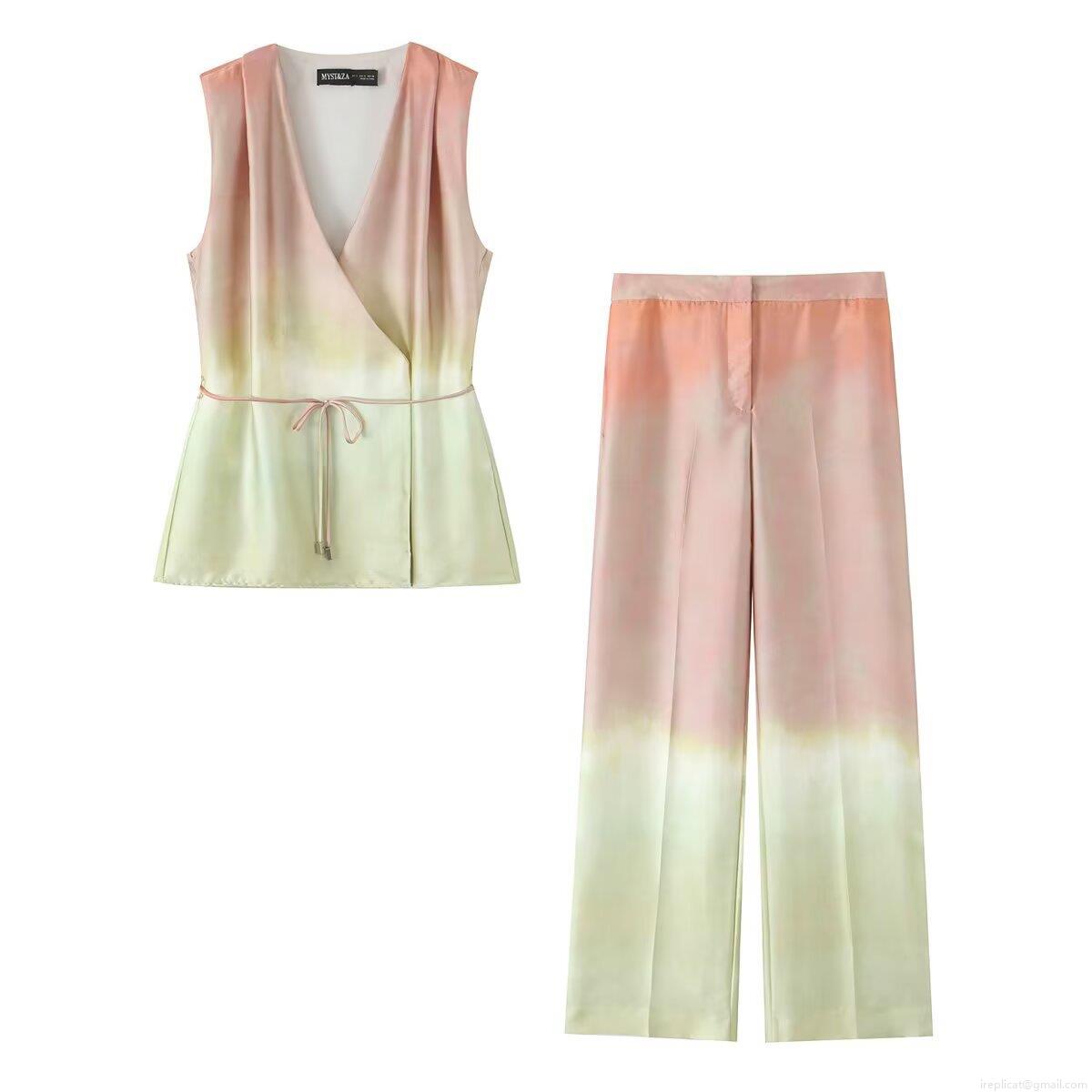 Women's Gradient Ombre Satin Two Piece Set Sleeveless V-Neck Tie Waist Vest and Wide Leg Pants Casual Summer Streetwear Outfit Women's Gradient Ombre Satin Two Piece Set Sleeveless V-Neck Tie Waist Vest and Wide Leg Pants Casual Summer Streetwear Outfit