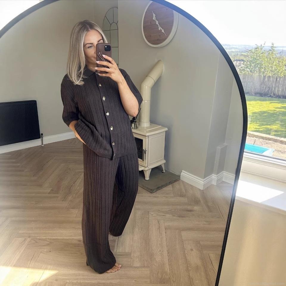 Women\'s Textured Knit Two Piece Set Polo Neck Short Sleeve Button Down Top and High Waist Straight Leg Pants Solid Color Casual Outfits Streetwear