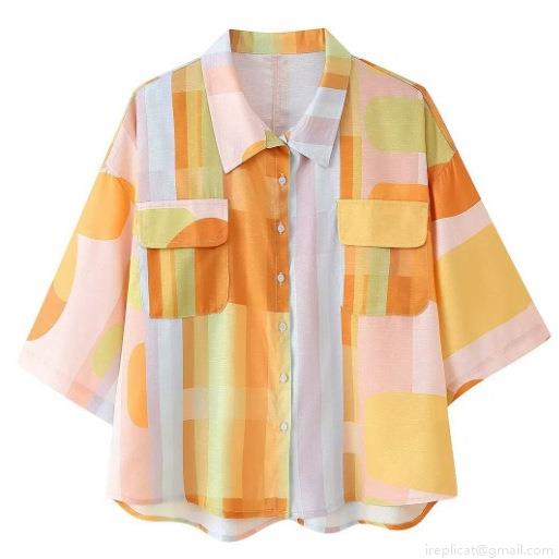 Women\'s Casual Two Piece Set Abstract Geometric Print Button Down Lapel Shirt and Elastic Waist Shorts 100% Polyester Woven Outfits for Summer Beach Vacation